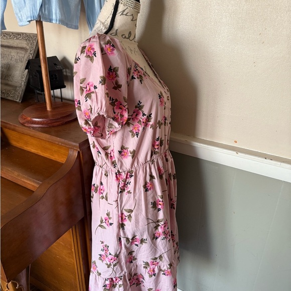 Pink Ruched Smocked Midi Sundress NWT - Picture 4 of 9